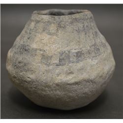 ANASAZI INDIAN POTTERY JAR