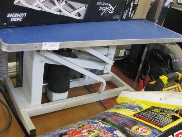 r rover grooming table