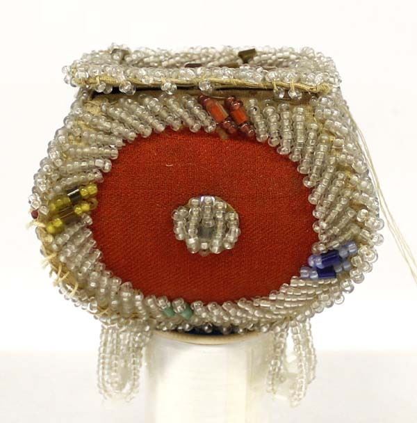 Vintage Native American Iroquois Beaded Box