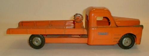 structo flatbed truck