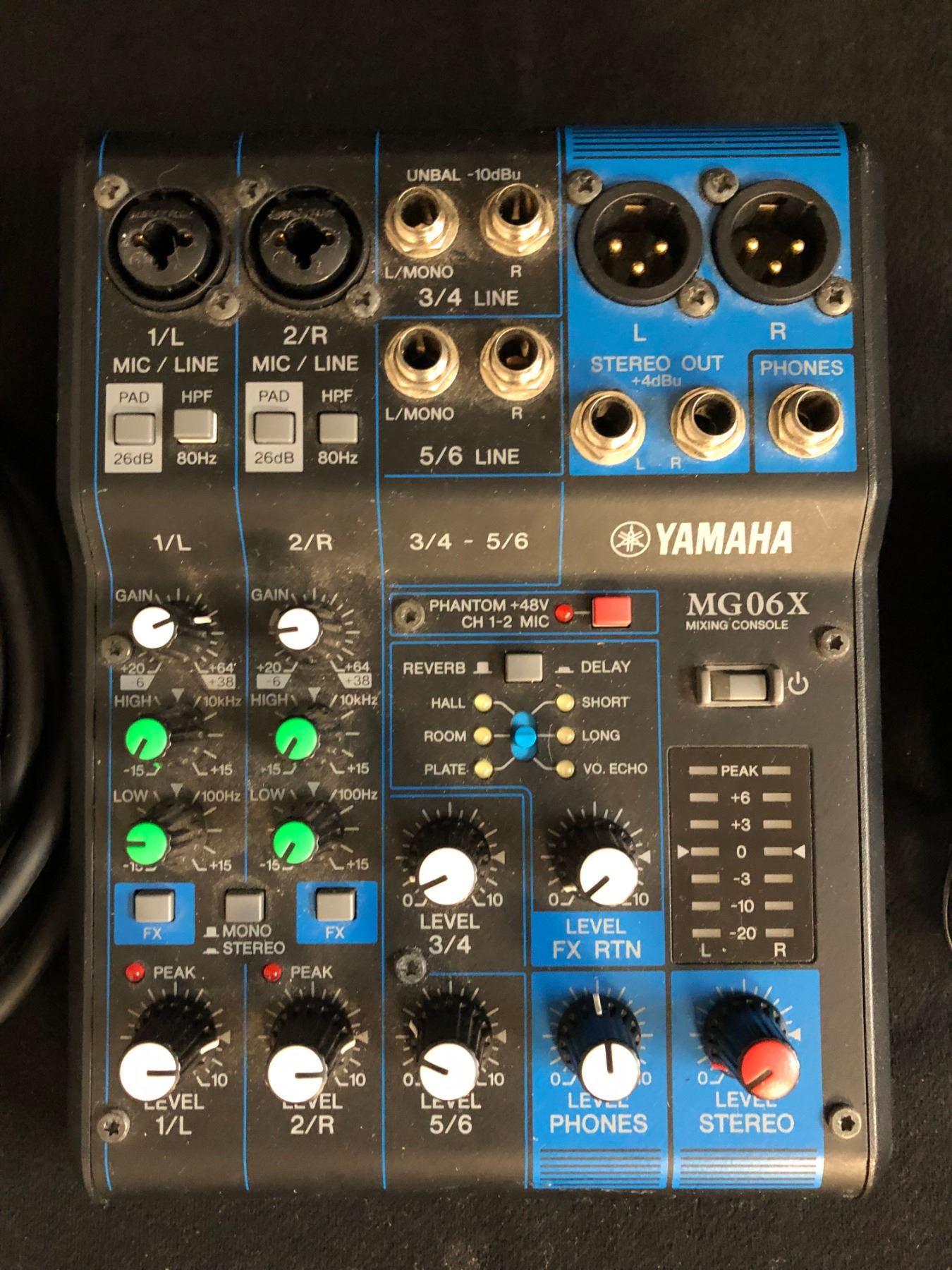 YAMAHA MG06X 6CHANNEL MIXER W/ SPX EFFECTS
