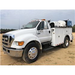 2005 FORD F650 MECHANICS TRUCK, VIN/SN:3FRWF65F25V198901 - CUMMINS ENGINE, 7 SPEED TRANS, 26,000LB G