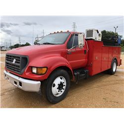 2001 FORD F650 MECHANICS TRUCK, VIN/SN:3FDNF65HX1MA23964 - CAT DIESEL ENGINE, 6 SPEED TRANS, IMT SER