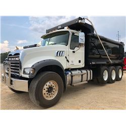 2019 MACK GR64F DUMP TRUCK, VIN/SN:1M2GR4GC6KM003147 - TRI AXLE, 455 HP MACK MP8 ENGINE, MACK M-DRIV