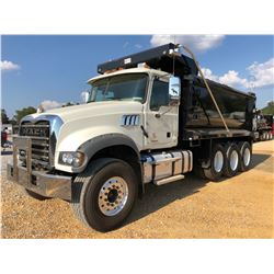2019 MACK GR64F DUMP TRUCK, VIN/SN:1M2GR4GC4KM003146 - TRI AXLE, 455 HP MACK MP8 ENGINE, MACK M-DRIV