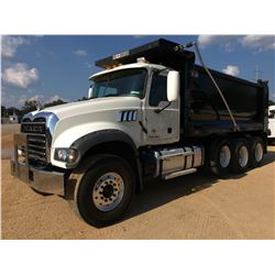 2019 MACK GU713 DUMP TRUCK, VIN/SN:1M2AX07C8KM041418 - TRI AXLE, 455 HP MACK MP8 ENGINE, MACK M-DRIV