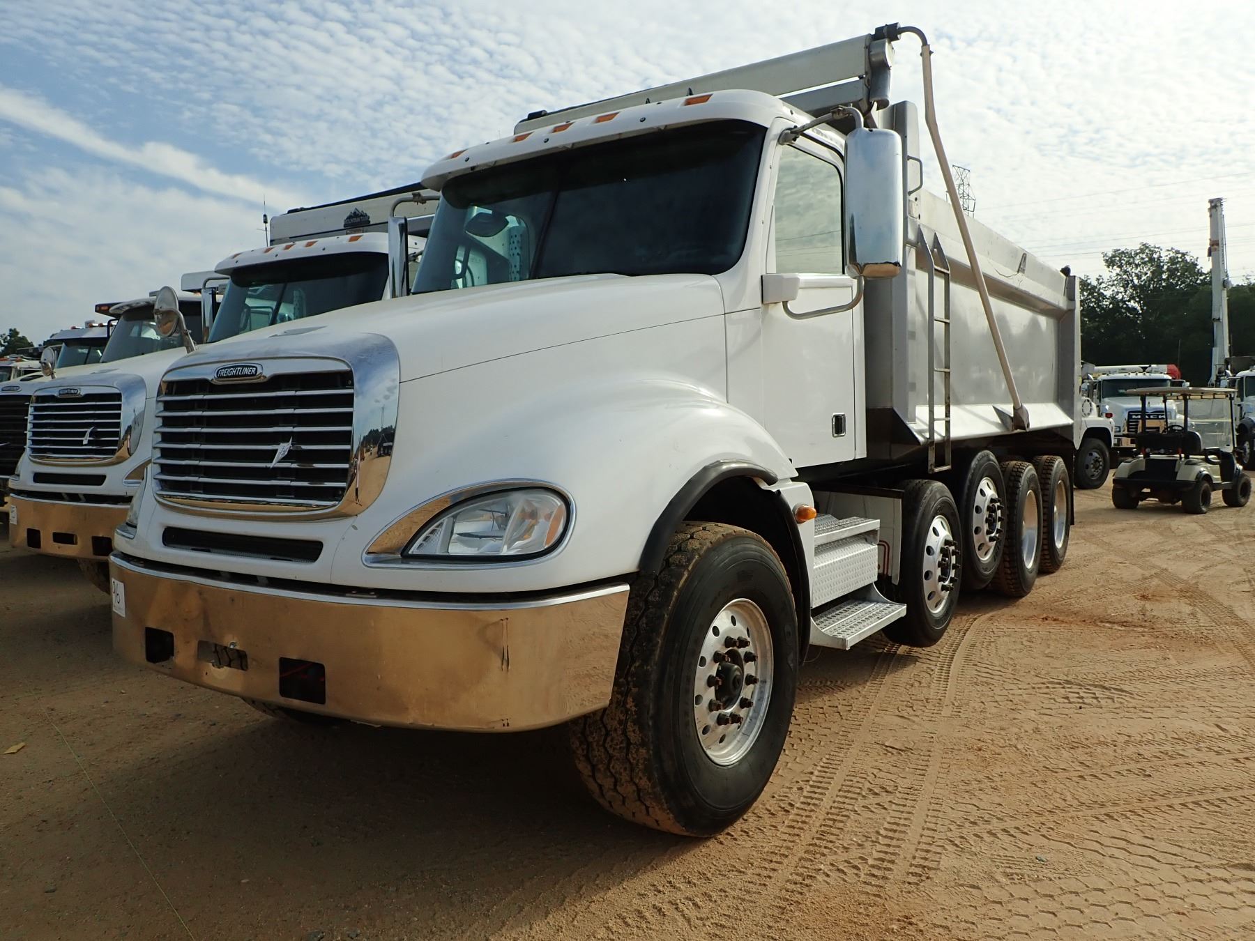 2014 FREIGHTLINER DUMP, VIN/SN3ALXA7A80EDFT7644 GLIDER KIT, QUAD