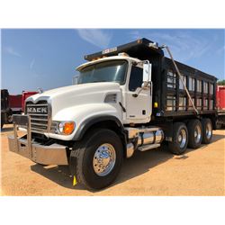 2005 MACK CV713 DUMP TRUCK, VIN/SN:1M2AG11C85M022595 - TRI-AXLE, MACK ENGINE, MACK T310 10 SPEED TRA