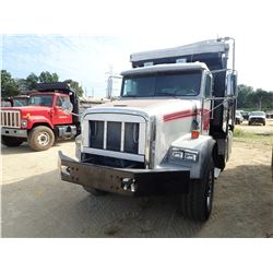 2000 FREIGHTLINER FLD112SD DUMP TRUCK, VIN/SN:1FVX6MCB0YLF02347 - TRI AXLE, 370 HP CUMMINS ISM ENGIN
