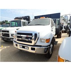2004 FORD F750 FLATBED DUMP TRUCK, VIN/SN:3FRXF75U14V673493 - S/A, CAT ENGINE, A/T, 33,000LB GVWR, 1