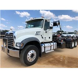 2019 MACK GR64F ROLL OFF TRUCK, VIN/SN:1M2GR3GC4KM004033 - T/A, 415 HP MACK MP8 ENGINE, M-DRIVE 4500