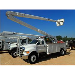 2007 FORD F750 BUCKET TRUCK, VIN/SN:3FRXF75TX7V512331 - S/A, CAT ENGINE, 7 SPEED TRANS, GVWR 33,000L