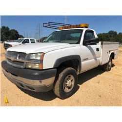 2004 CHEVROLET 2500HD SERVICE TRUCK, VIN/SN:1GCHC24U34E301745 - V8 GAS ENGINE, A/T, KNAPHEIDE SERVIC