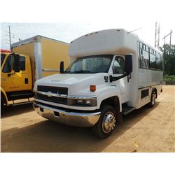 2006 GMC C4500 PASSENGER BUS, VIN/SN:1GBE4V1296F411303 - DURAMAX DIESEL, A/T, REAR A/C UNIT, 15 PASS
