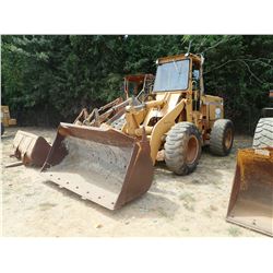 DRESSER 520B WHEEL LOADER, VIN/SN:C007012 - COUPLER, FORKS, BUCKET, CAB, 17.5-25 TIRES, METER READIN