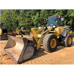 2012 KOMATSU WA250-6 WHEEL LOADER, VIN/SN:76980 - COUPLER, BUCKET, FORKS, CANOPY, 20.5R25 TIRES, MET