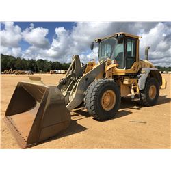 2014 VOLVO L90G WHEEL LOADER, VIN/SN:617437 - BUCKET, CAB, A/C, 20.5R25 TIRES, METER READING 6,803 H