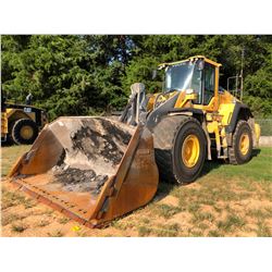 2015 VOLVO L180H WHEEL LOADER, VIN/SN:3363 - BUCKET, CAB, A/C, 26.5R25 TIRES, METER READING 10,945 H