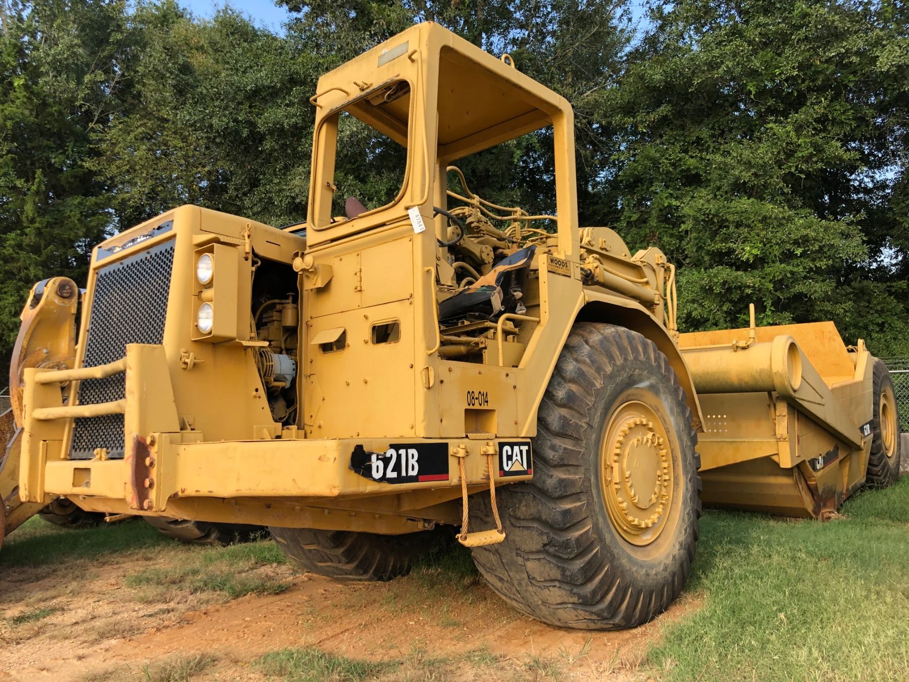 CAT 621B MOTOR SCRAPER, VIN/SN45P03689 CANOPY, 33.2529 TIRES, METER
