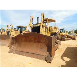 CAT D8R CRAWLER TRACTOR, VIN/SN:7XM02077 - SEMI-U BLADE W/TILT, DIFF STEER, CANOPY, METER READING 16
