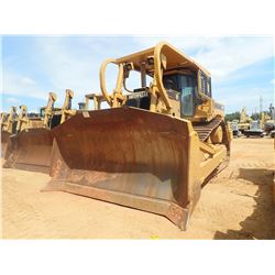 CAT D8R CRAWLER TRACTOR, VIN/SN:7XM00579 - SEMI-U BLADE W/TILT, DIFF STEER, REAR RIPPER, CAB, AC, SW