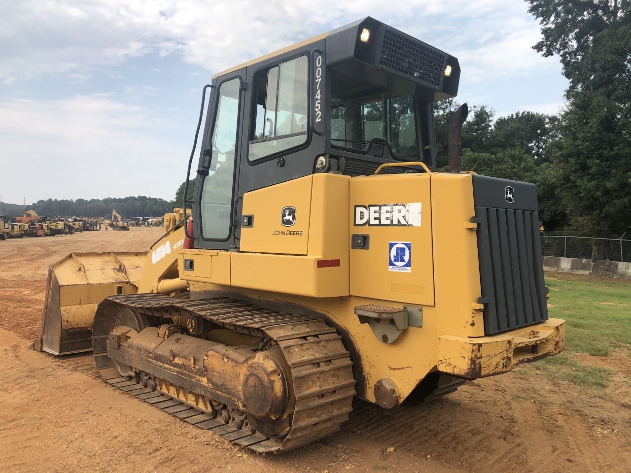 2005 JOHN DEERE 655C SERIES II CRAWLER LOADER, VIN/SN:007452 - BUCKET ...