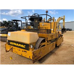 DYNAPAC CC21 II ROLLER, VIN/SN:476075 - TANDEM, 57" DRUMS, VIBRATORY, METER READING 2,375 HOURS