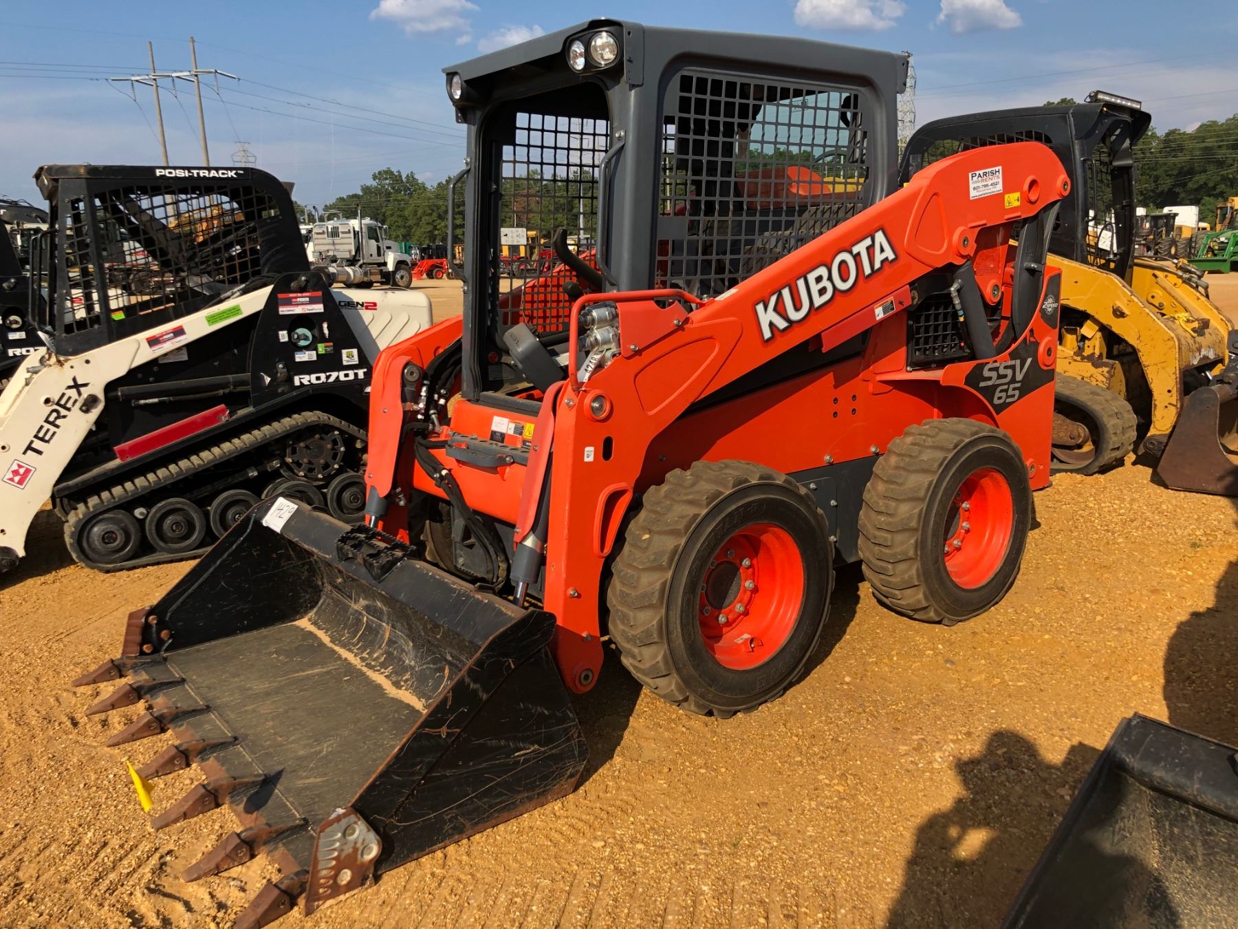 2016 KUBOTA SSV65 SKID STEER LOADER, VIN/SN11198 WHEELED, 2 SPEED