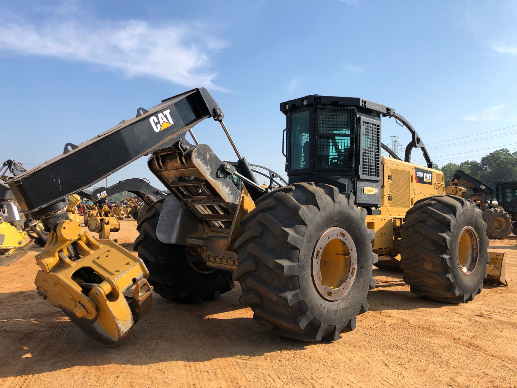 2022 CAT 525D SKIDDER VIN SN GKP00258 GRAPPLE DUAL 2022 CAT 525D SKIDDER VIN SN GKP00258 GRAPPLE DUAL