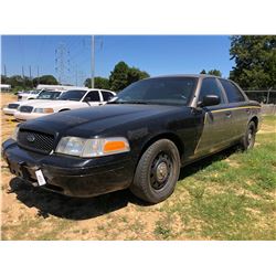 2011 FORD CROWN VICTORIA, VIN/SN:2FABP7BV6BX124127 - V8 GAS ENGINE, A/T, ODOMETER READING 194,191 MI