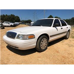 2008 FORD CROWN VICTORIA VIN/SN:2FAFP73V98X147961 - V8 GAS ENGINE, A/T, ODOMETER READING 142,775 MIL