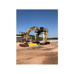 2015 CATERPILLAR 336FL STRADDLE CARRIER, VIN/SN:RKB01231 - PIERCE PACIFIC STRADDLE CARRIER TRACK FRA