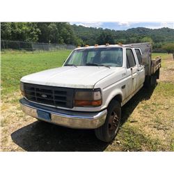 1995 FORD F350 DUMP TRUCK, VIN/SN:EA43337 - S/A, CREW CAB, GAS, A/T, HEIL DUMP BODY (COUNTY OWNED) (