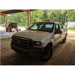 2002 FORD F250 PICKUP TRUCK, VIN/SN:1FTNW0L12EC57667 - CREW CAB, GAS ENGINE, A/T (CITY OWNED) (SELLI