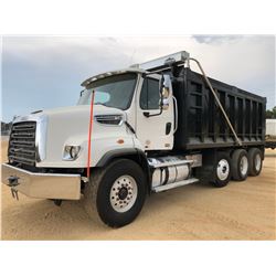 2015 FREIGHTLINER 114SD DUMP TRUCK, VIN/SN:3ALMG3DV1FVGP1026 - TRI AXLE, 500 HP DETROIT DD13 ENGINE,