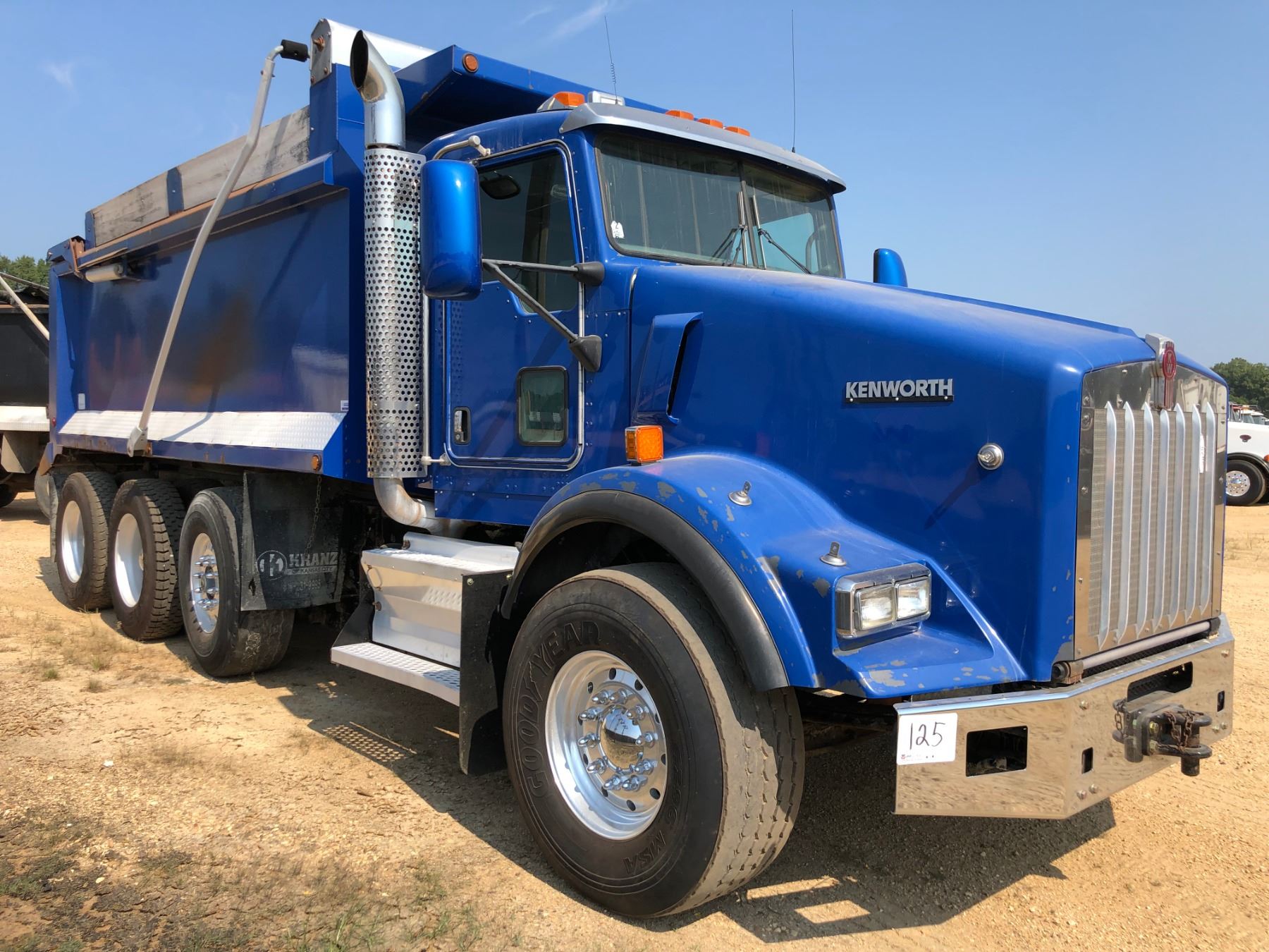 2011 KENWORTH T800 DUMP TRUCK, VIN/SN1NKDX42X6BJ277910 GLIDER KIT