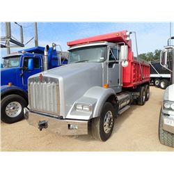 2013 KENWORTH T800 DUMP, VIN/SN:1NKDL79X6DJ348837 - T/A, CUMMINS ISX12 ENGINE, 8LL TRANS, 40K REARS,