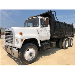 1983 FORD 9000 DUMP TRUCK, VIN/SN:1FDZU90W0DVA32889 - T/A, CUMMINS ENGINE, 13 SPEED TRANS, GVWR 56,5