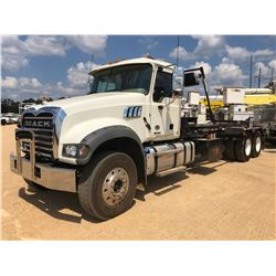 2019 MACK GR64F ROLL OFF TRUCK, VIN/SN:1M2GR3GC0KM004031 - T/A, 415 HP MACK MP8 ENGINE, MACK M-DRIVE