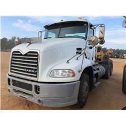 2015 MACK CXU613 TRUCK TRACTOR, VIN/SN:1M1AW02Y9FM043713 - T/A, 395 HP MACK MP7 ENGINE, MACK M-DRIVE