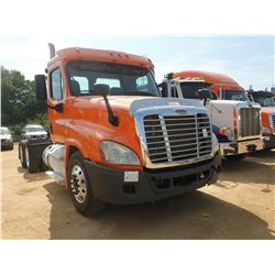 2012 Freightliner Cascadia Truck Tractor Vin Sn 1fujgedv8clbv1772 Dd13 Detroit Engine 10 Speed T