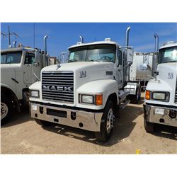 2007 MACK CHN613 TRUCK TRACTOR, VIN/SN:1M2AJ06Y47N007119 - T/A, MACK DIESEL ENGINE, 10 SPEED TRANS, 