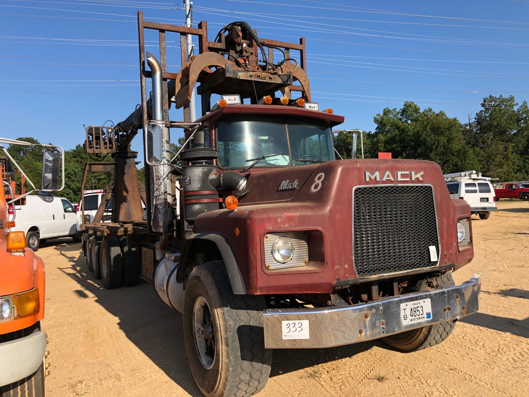 Mack Rb688s MACK RB688S GRAPPLE TRUCK, VIN/SN:2M2AM09C4LC001506 - TRI AXLE, DIESEL ...