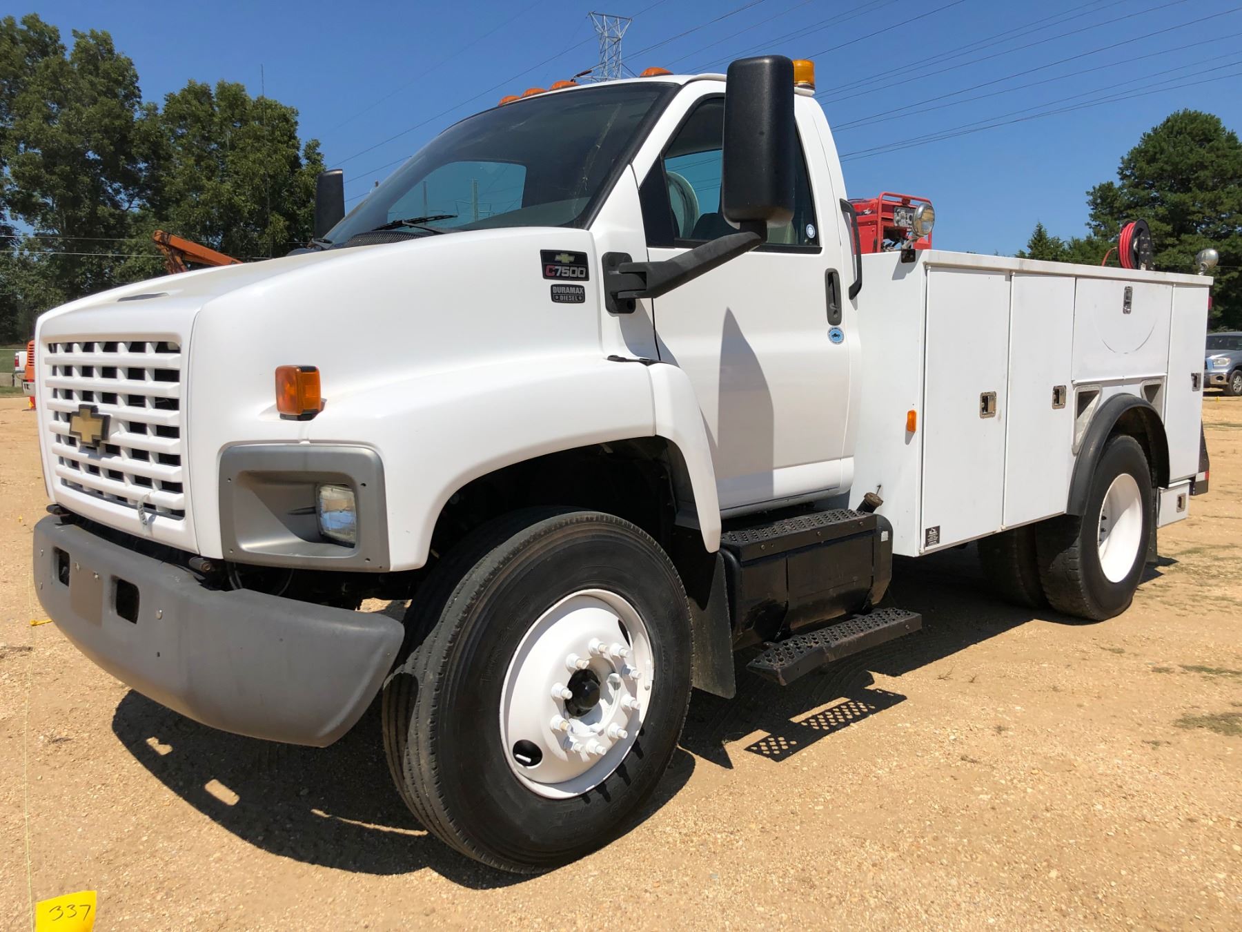 2006 CHEVROLET C7500 SERVICE TRUCK, VIN/SN1GBM7C1366F424378 DURAMX