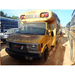 2001 GMC SCHOOL BUS, VIN/SN:1GDHG31F2Y1227601 - DIESEL ENGINE, A/T (COUNTY OWNED) (DOES NOT OPERATE)
