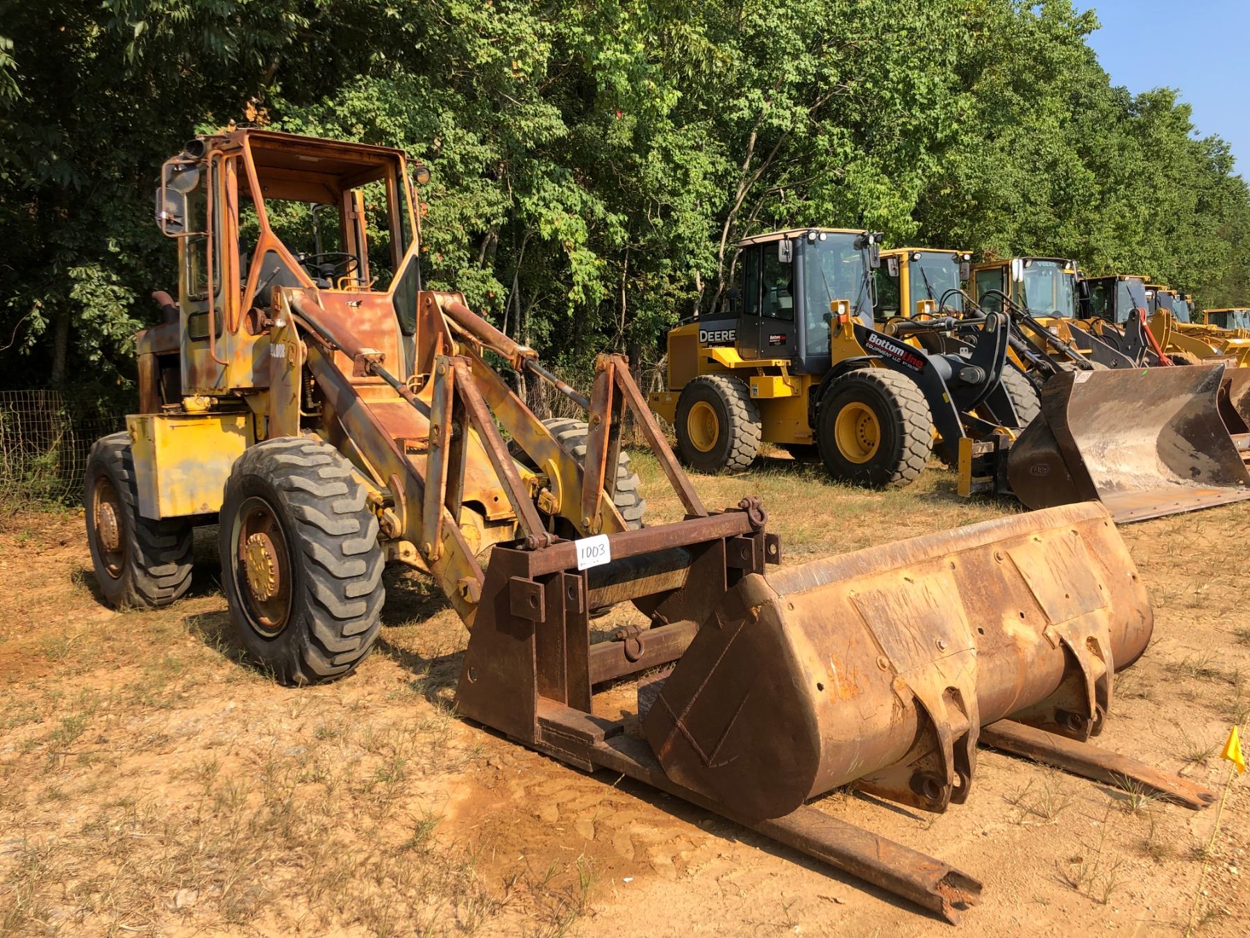 45 Wheel Loader CLARK/MICHIGAN 45C WHEEL LOADER, VIN/SN:473A326CB - BUCKET, FORKS, CAB ...