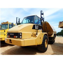 2008 CAT 725 WATER WAGON, VIN/SN:B1L02026 - CAB, A/C, AUTO LUBE, KLEIN K500 WATER TANK, REAR DISCHAR