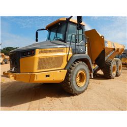 2017 JOHN DEERE 310E ARTICULATED DUMP, VIN/SN:682681 - CAB, A/C, 23.5R22.5 TIRES, METER READING 1,94