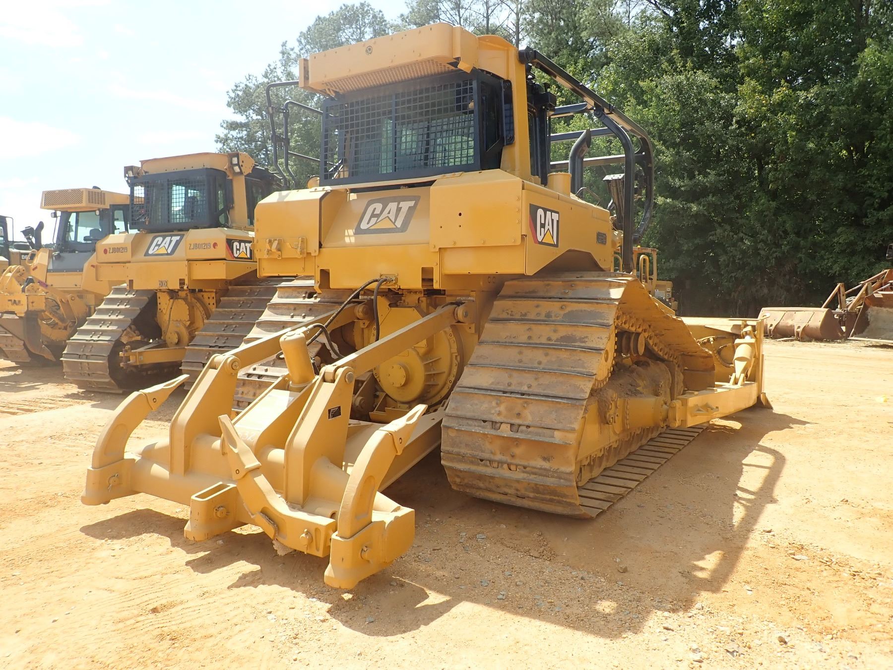 2016 CAT D6T LGP CRAWLER TRACTOR, VIN/SN:HTZ00575 - STRAIGHT BLADE W ...