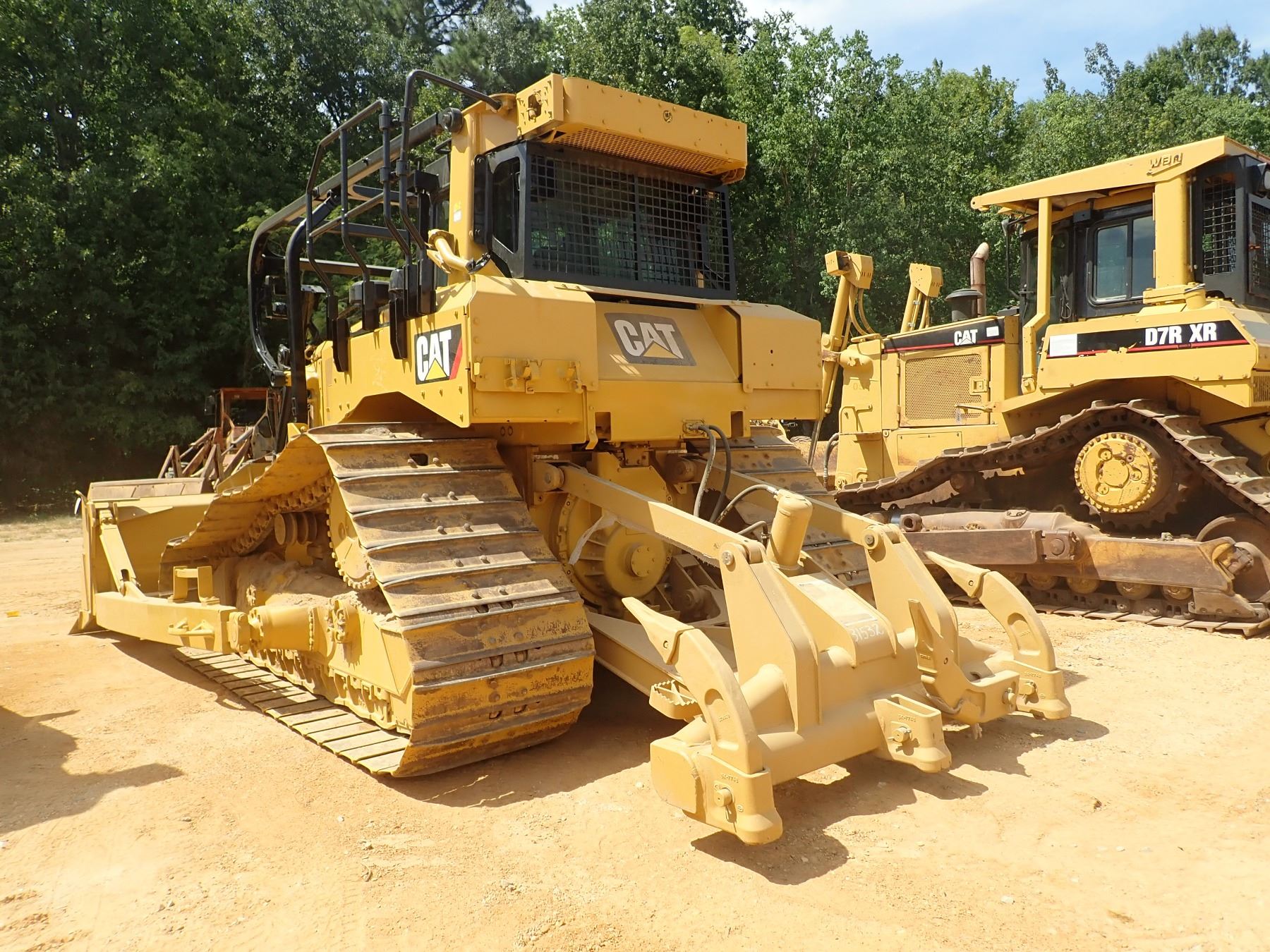 2016 CAT D6T LGP CRAWLER TRACTOR, VIN/SN:HTZ00575 - STRAIGHT BLADE W ...